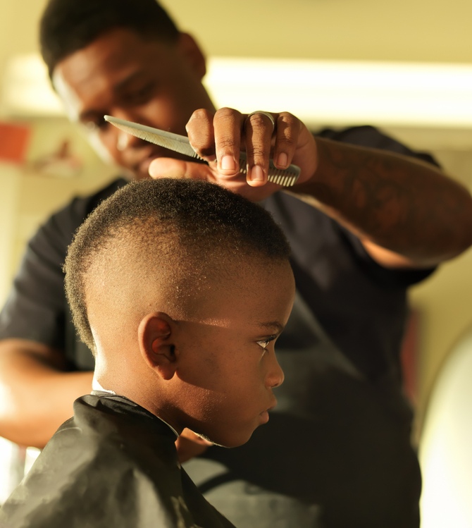 Coupe pour cheveux garçon 